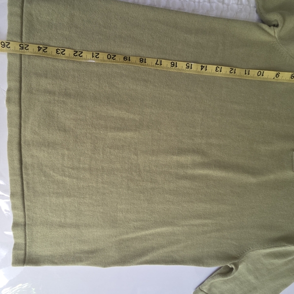 Levi's Olive Green Men's Polo Shirt - Picture 8 of 8
